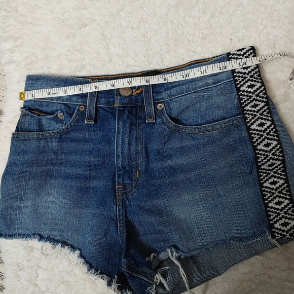 Uo Bdg Girlfriend Hi Rise Shorts Size 25 - Picture 9 of 11